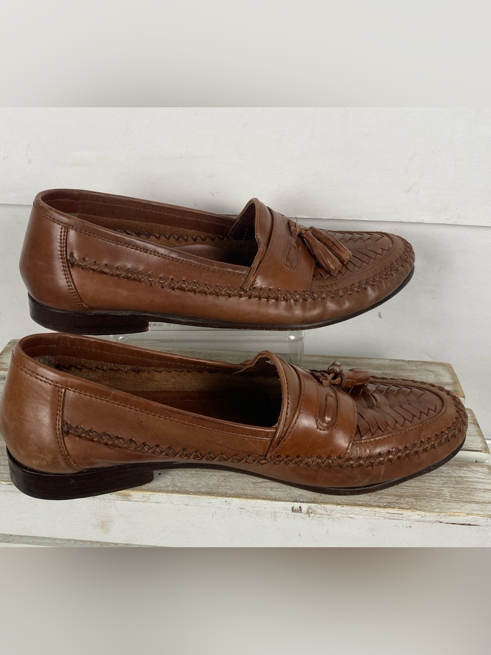 Florsheim brown leather tassel loafers with woven basket weave design men’s 11D